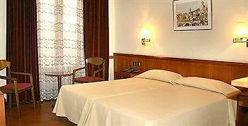 **  Hotel Europa Gerona España