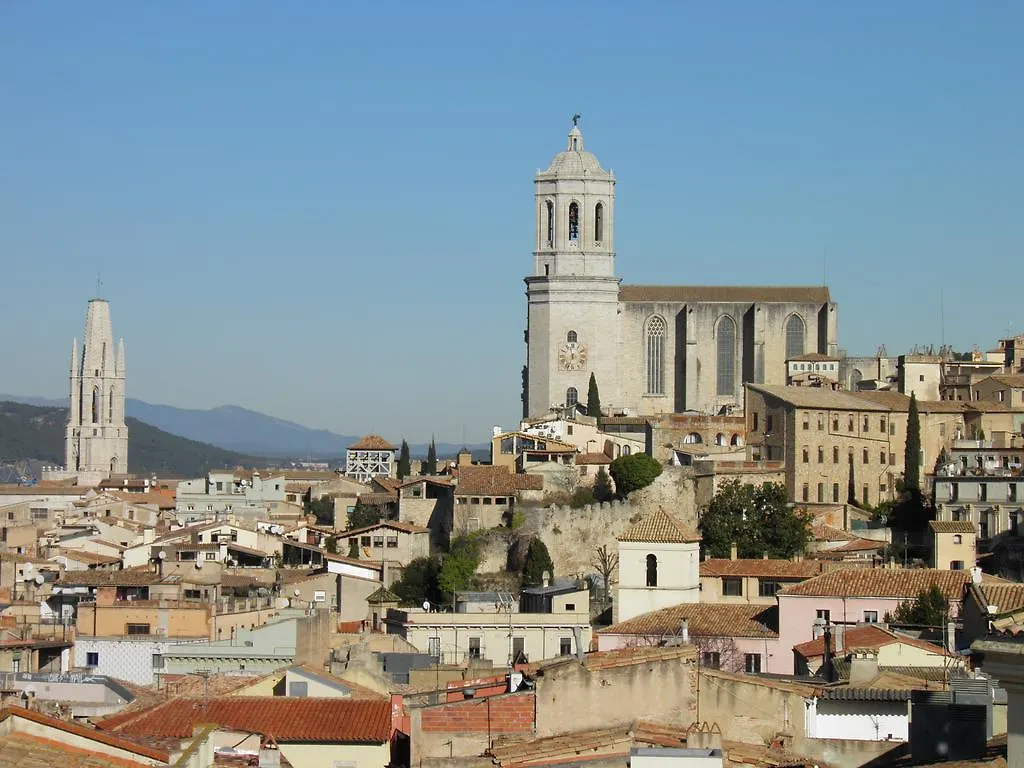 Hotel Europa Gerona 2*,