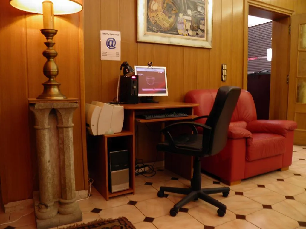 Hotel Europa Gerona 2*,  España